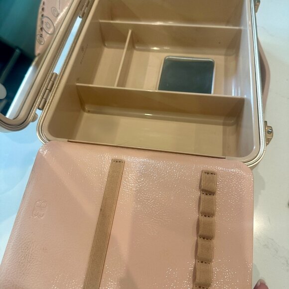 Beautifect Box Nude ...Like NEW, used once.  Gorgeous light pink color - Picture 4 of 10